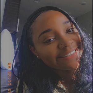 Meet your Posher, Calista giles